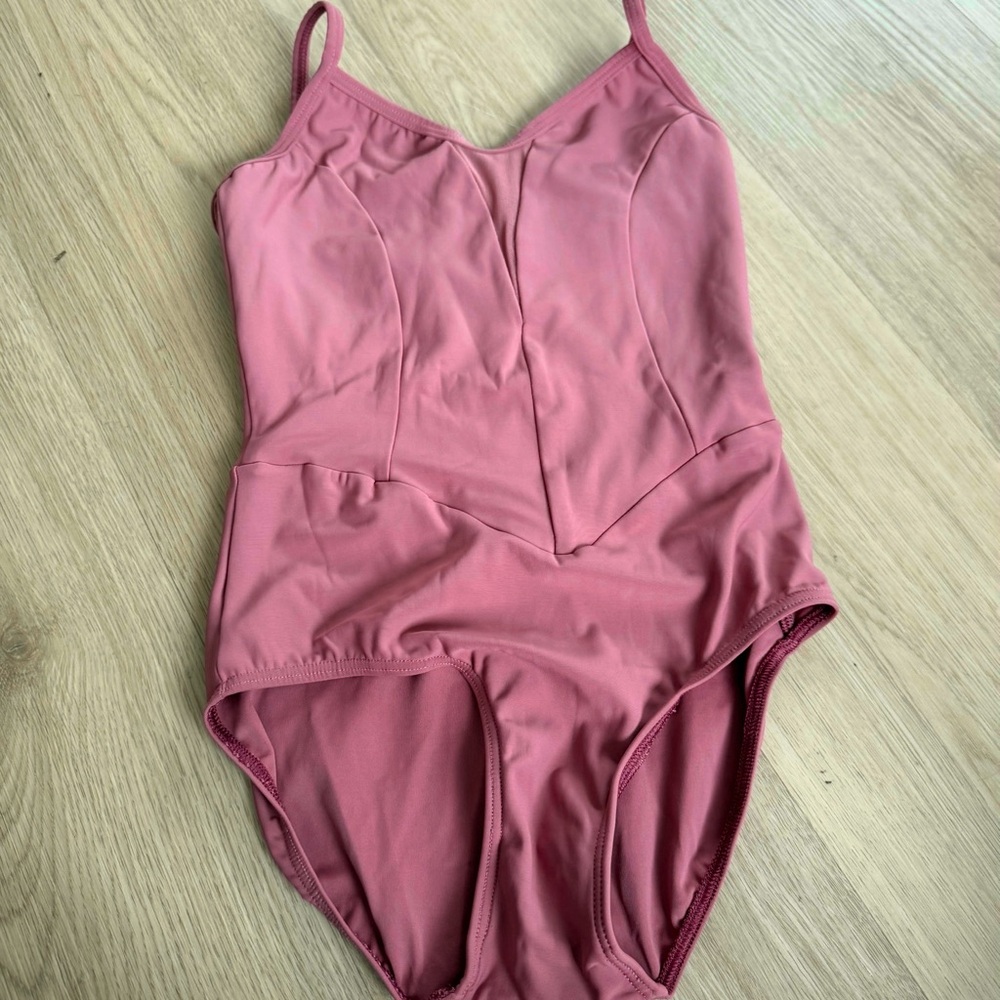 Eleve Dancewear Mauve YL Leotard